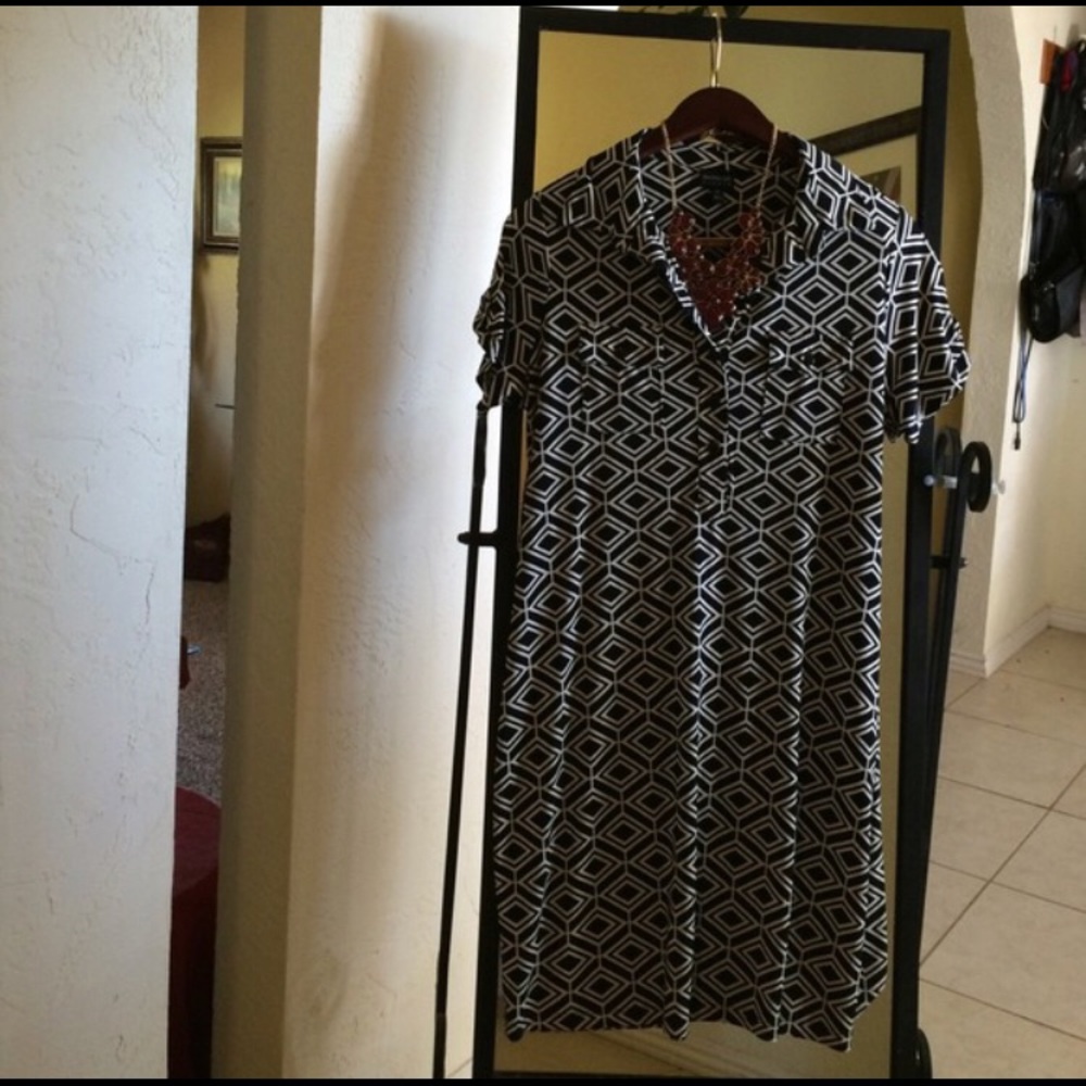 EnFocus Beautiful Design Dress